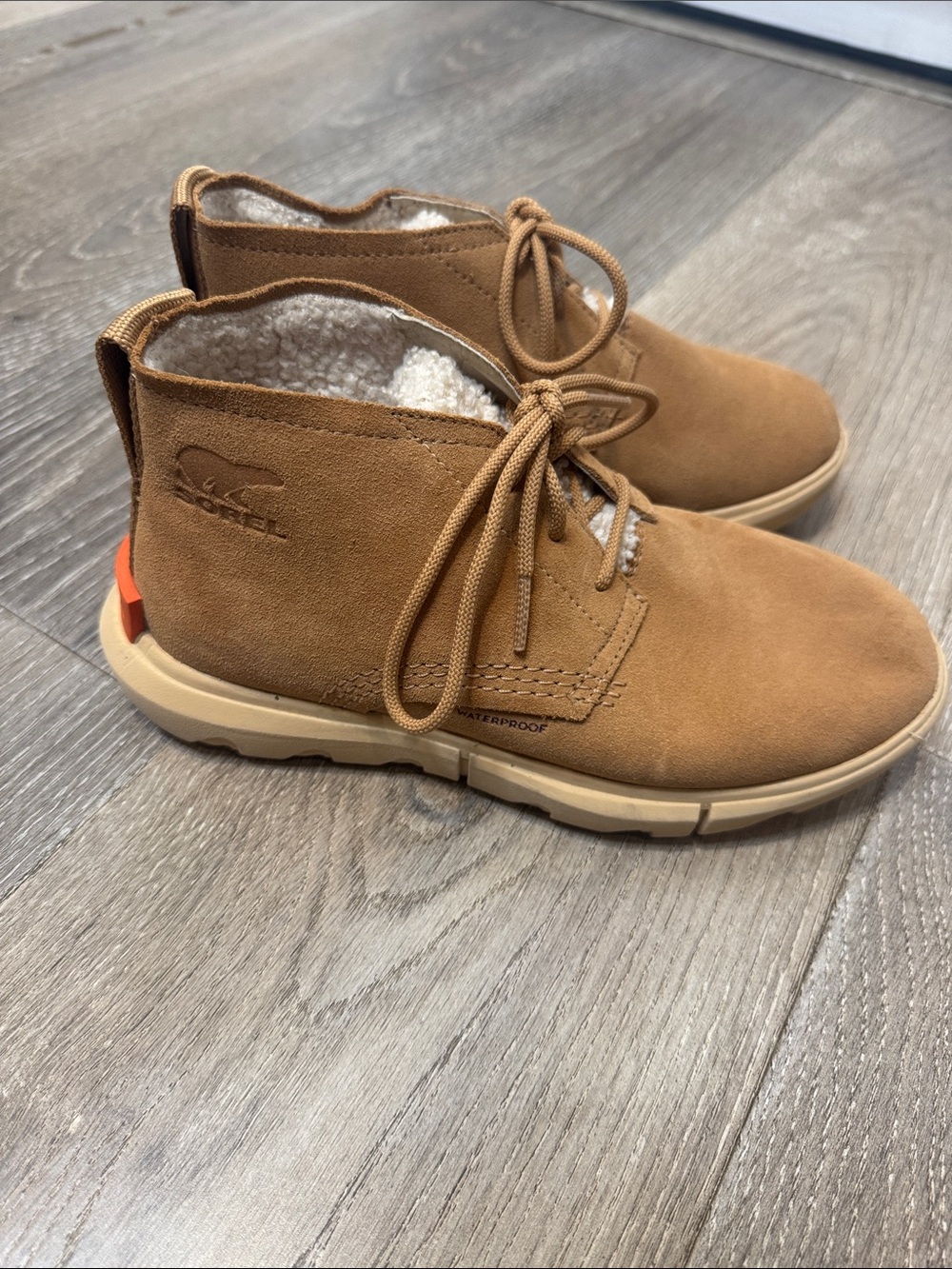 Sorel Tan Suede Lace-Up Sherpa-Lined Winter Boots CB